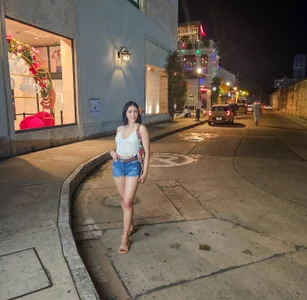 NicollColeman: ❤️. ( 3 фото)