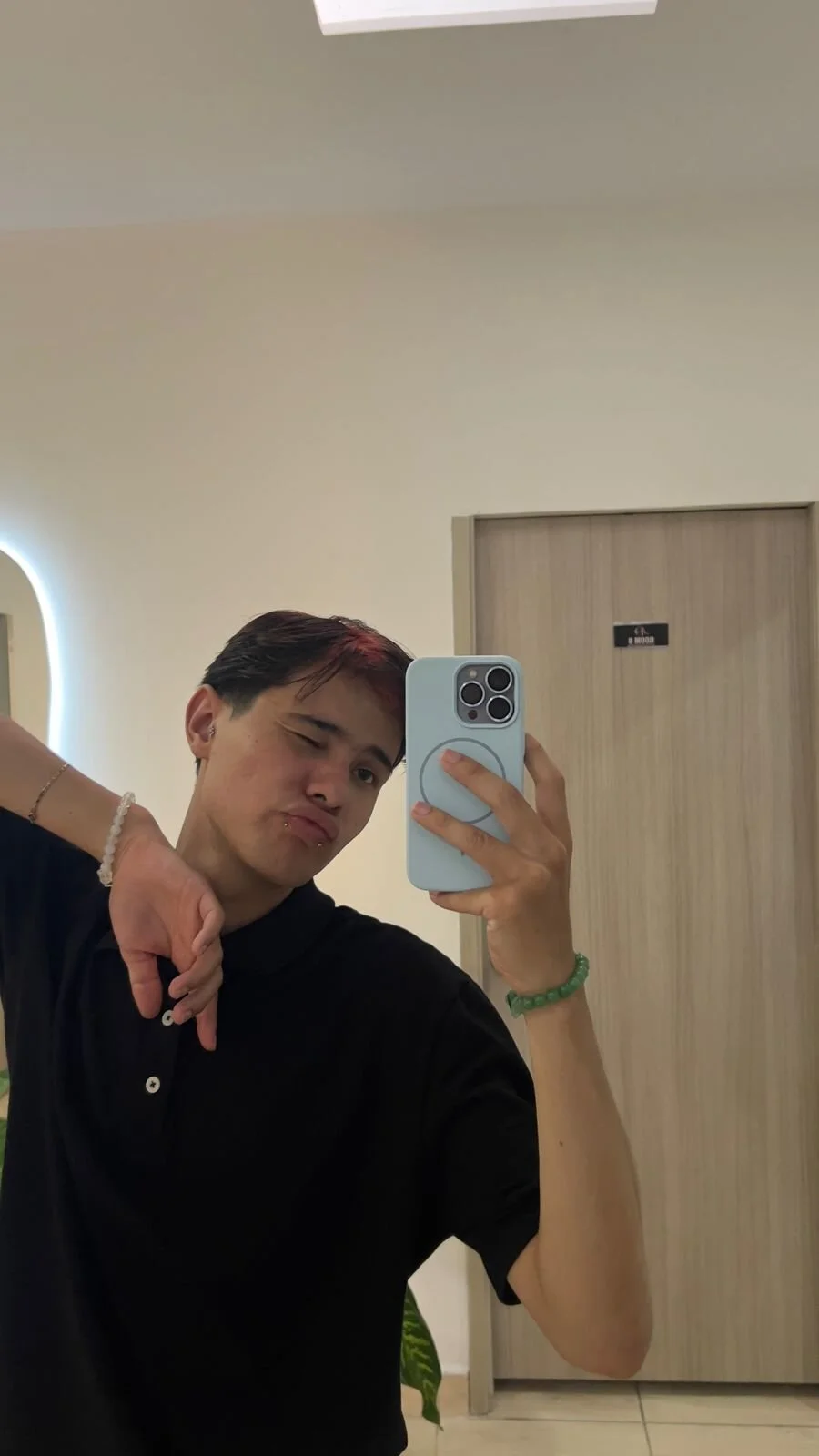 Derek_Sinn Poză populară 6800