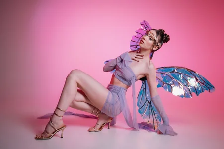 VeronicaVances Ethereal Bloom Foto 6