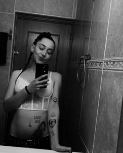 m1999m1 Public Pic 2