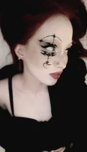 😈😈😈 od sunflare_  3 snímek