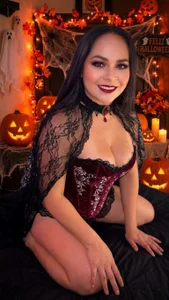 NicolTamara hollwoween 圖片
