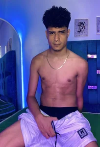 Lucky_boys__X Elian 👺 Pic 8