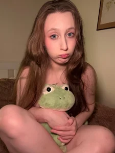 my lovely frog🐸 od FroggyAnna  8 snímek