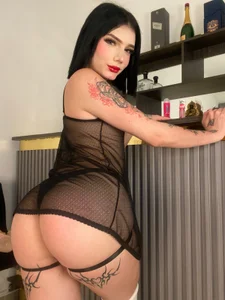 Isabel_Escorcia Let's have some delicious fun 🫦❤️‍🔥 Immagine 