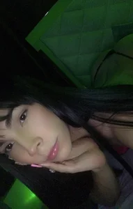 aryanasexx 🥰🥰  2টি ছবি