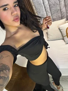 Miagomezx 🖤 Temptation in every detail. Pic 3