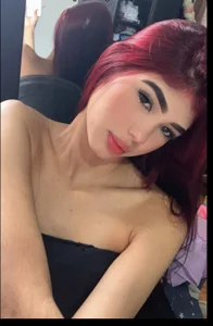 Public od miranda_rivers_  4 snímek