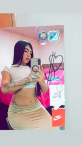 Public od Mia_Bailey_  3 snímek