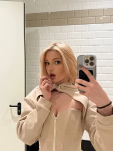 StacyChocopay Public  4টি ছবি