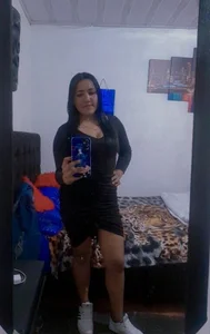 Emma_47 Public Pic 4