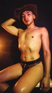 TomLondon_Bodies in a symphony.图片 3