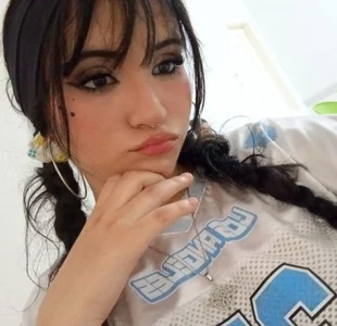 astrid_ferrani Public  2. fénykép