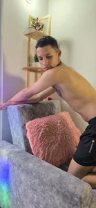 NoirvynnのPublicの 2枚の写真