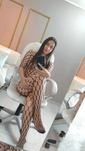 NahimiThompson Sexy Nahimi 🔥🔥 Pic