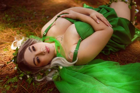 Ariannaa_Suarez1 The enchanted forest 🫣 Immagine  2