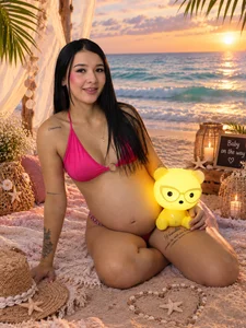 Littlee_Mia Beach day and new photos 😍 Pic