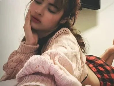 Public de Scarlet_22_  3 photos