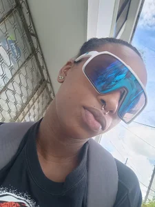 And so I'm on my way to work, eating my favorite snack od Coco_Kiss  3 snímek