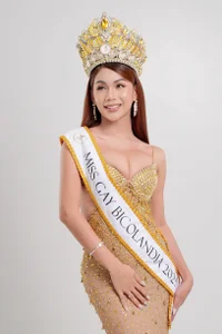 MirandaLopez26 im your queen Pic 2