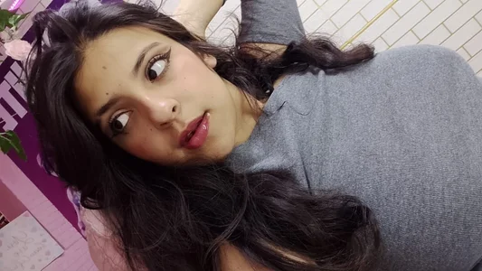 millybell303av: NAUGTY GIRL ( 3 фото)