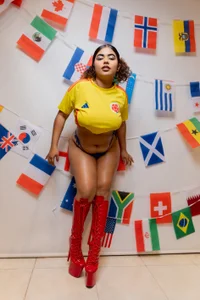 AlanaVelascos COLL2 slika 3