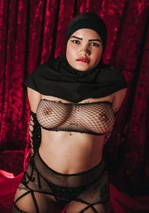 Today I want to enjoy you love de Falak-Yasin  Imagens