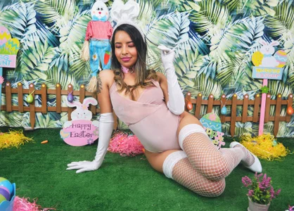 MadelaineJones Easter Immagine  6