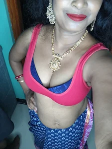 V_Hot_Shila My all time Hot Photos 🍑🔥🔥🔥 For free Foto