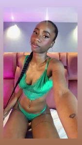 AntonellaaHot Public Pic 3