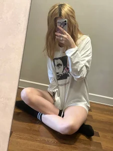 DreamyPair Public Pic 3