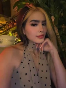 Sofia_mercer me Foto