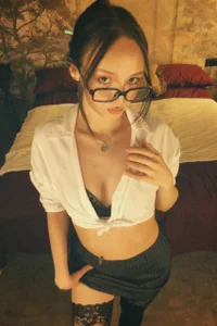 Cheryl__Brown Wanna hot coffee boss ?  7. fénykép