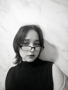 TianaMeiser kullanıcısının Selfy albümü -  3 fotoğraf