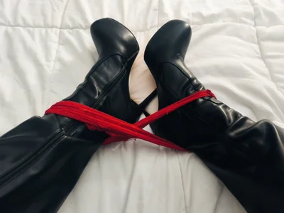 knight-mark Red Tape Pic 2