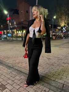 dalilathoms_ Public Foto 5