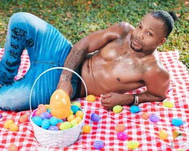 RicoBrown777_ pascua Εικόνα