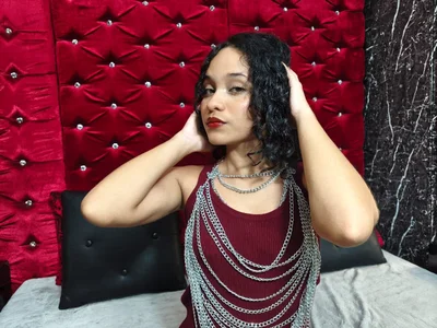 IsabellaRamirez Public รูป 