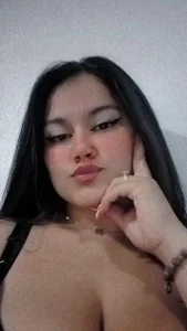 Brianna_bridge Public Foto