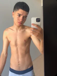 Dallen_Grant 😏a little emotion🥛 Pic