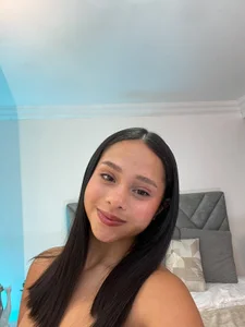 My different sides lol de charlotte_queen7  3 Imagens