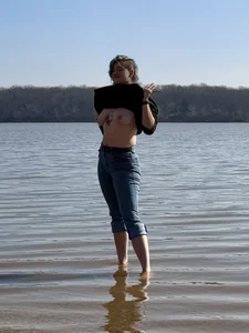 rosiebuddy Lake Break 💦 SNEAKY PEEK Pic