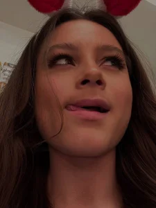 FeliceOpela Public Pic 2