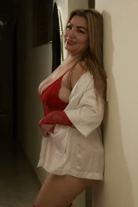 gisela27 Do you like red? 사진 3