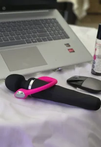 DesirPrivate Public Pic 2