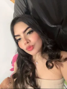 Isabella_Rios_ Public Pic 4