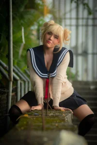 MitsuChan_ Public Pic 3