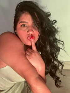 IVONE_ASHAR Public Pic 5