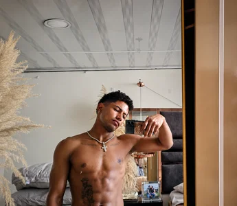 axel_black_xxx Ey, I'm Axel Pic 3