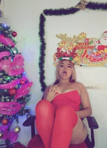 Emily__Hott Sexy Christmas lingerie 🎊🥵🫦 صورة واحدة|Emily__Hott Sexy Christmas lingerie 🎊🥵🫦 صورتان|Emily__Hott Sexy Christmas lingerie 🎊🥵🫦  3 صور|Emily__Hott Sexy Christmas lingerie 🎊🥵🫦  3 صورة